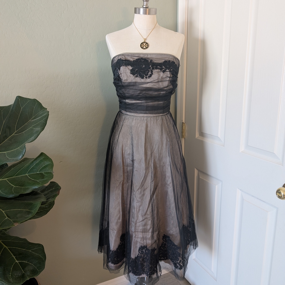 Elegant Black and Gray Strapless Dress